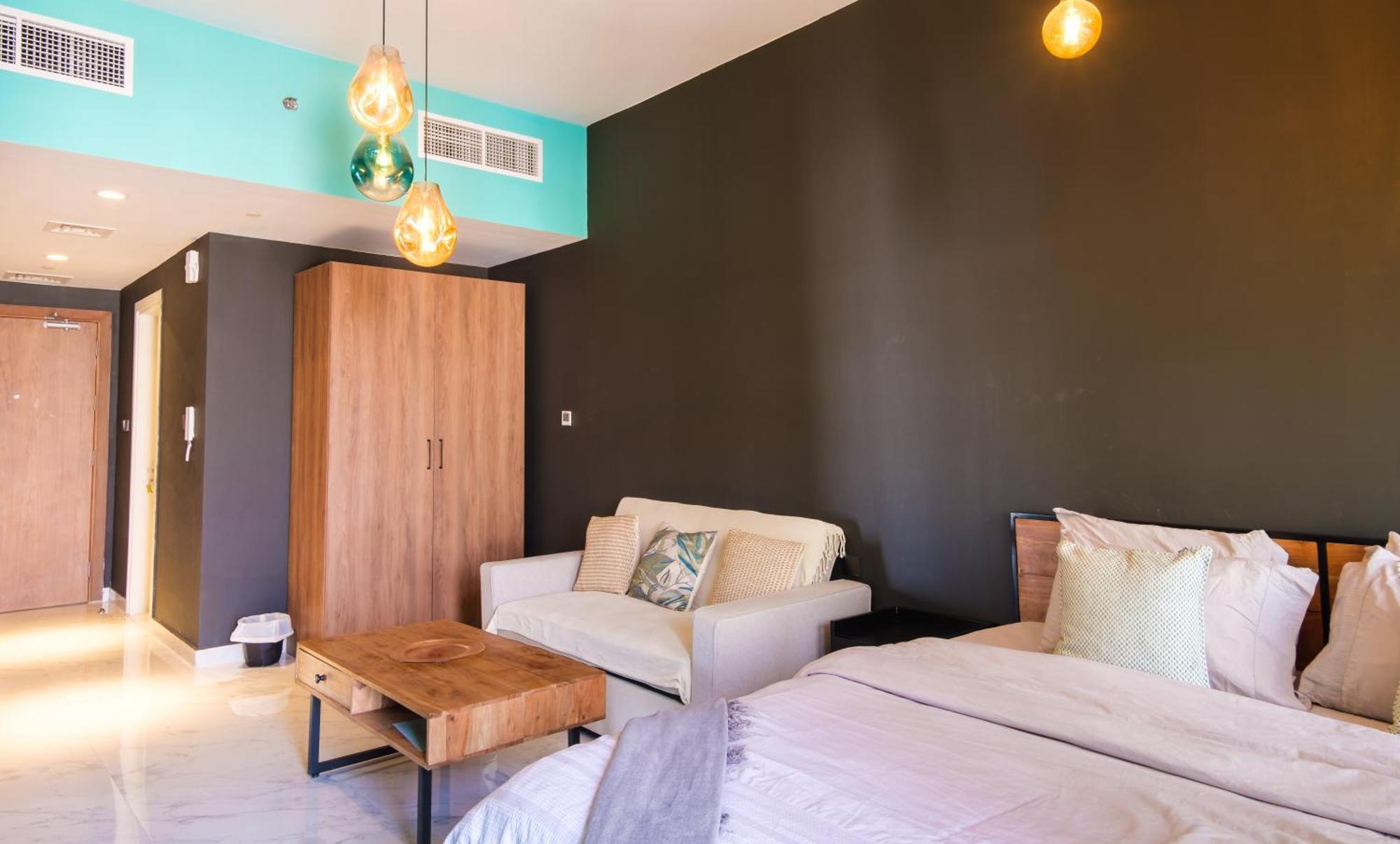 דירות Al Qurayyah Industrial Chic Retreat מראה חיצוני תמונה